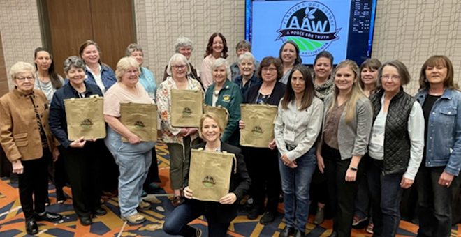 American Agri-Women members at the annual midyear meeting