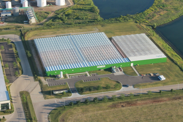 BrightFarms marks opening of greenhouse expansion in Chicago