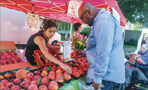 Farmers’ markets seeing uneven recovery in California