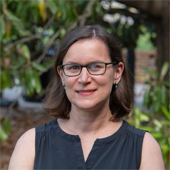 Tennessee’s Annette Wszelaki, a vegetable specialist, is honored